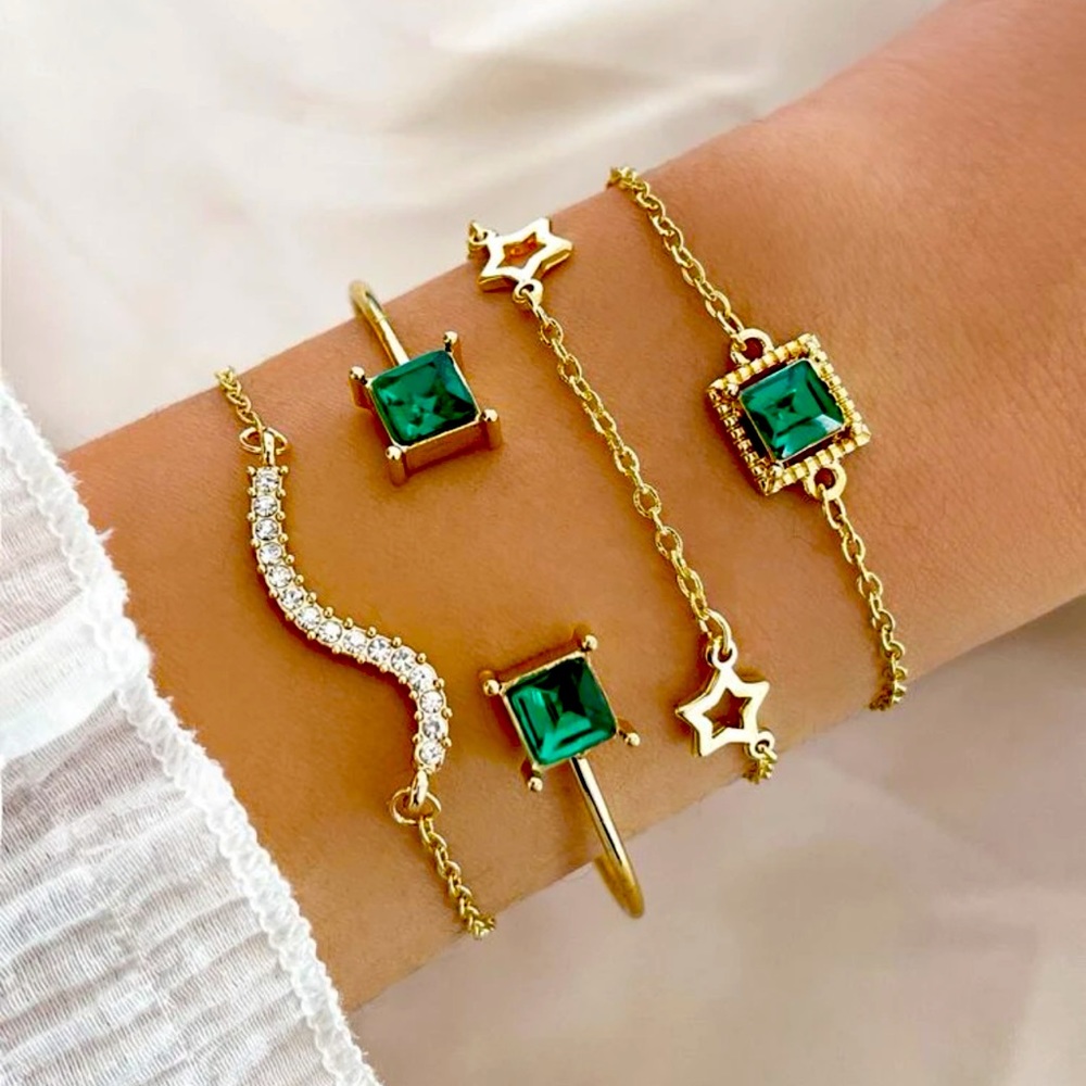4pcs/set Luxury Zinc Alloy Green Gemstone Star Chain Bracelet